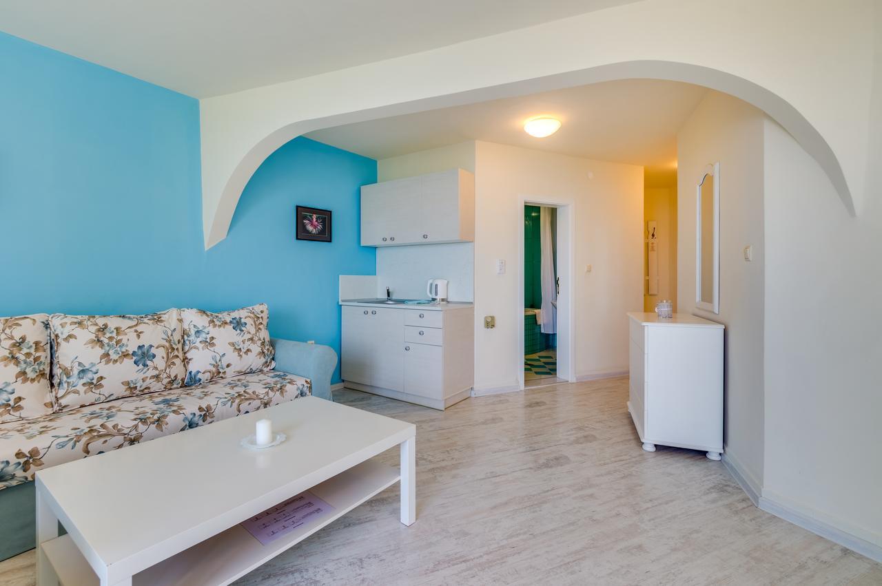 Villa White Dove غولدن ساندز المظهر الخارجي الصورة