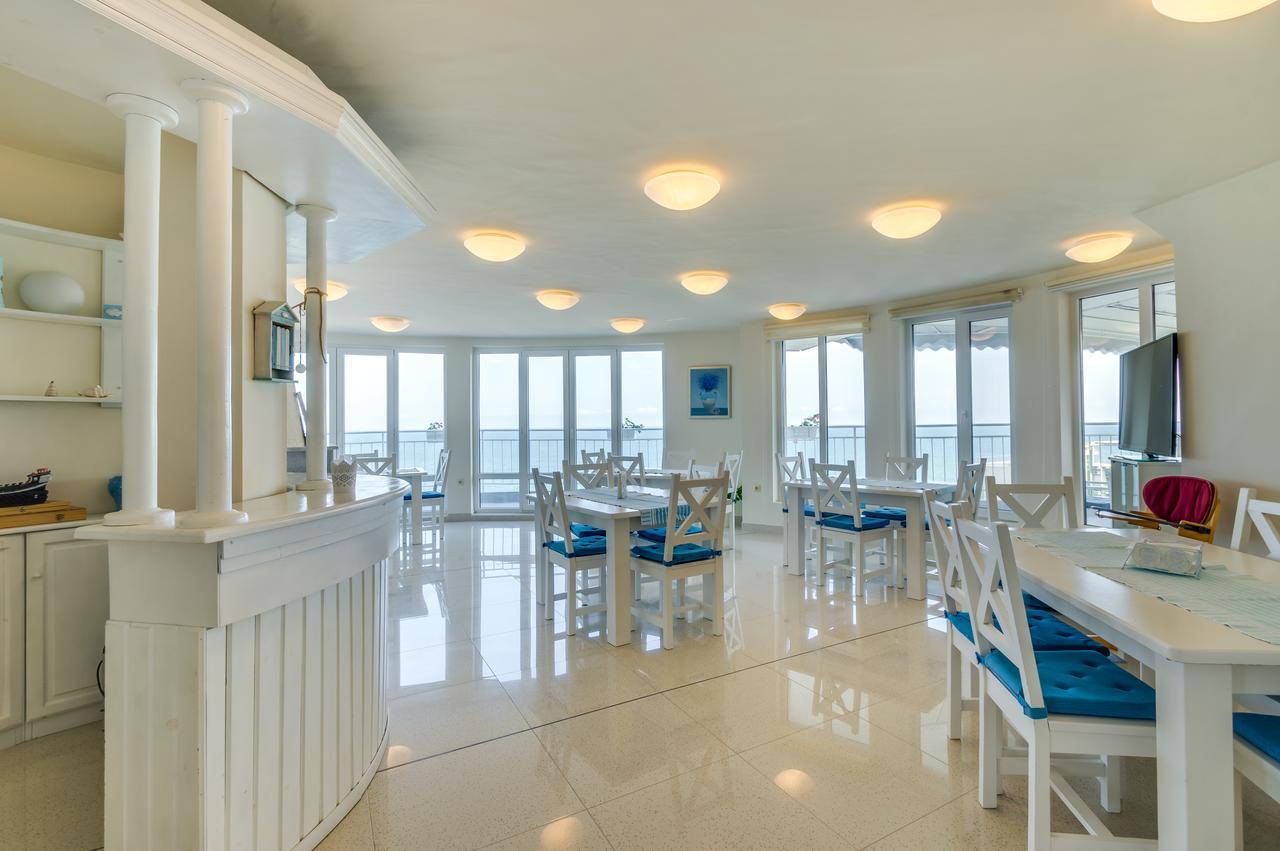 Villa White Dove غولدن ساندز المظهر الخارجي الصورة