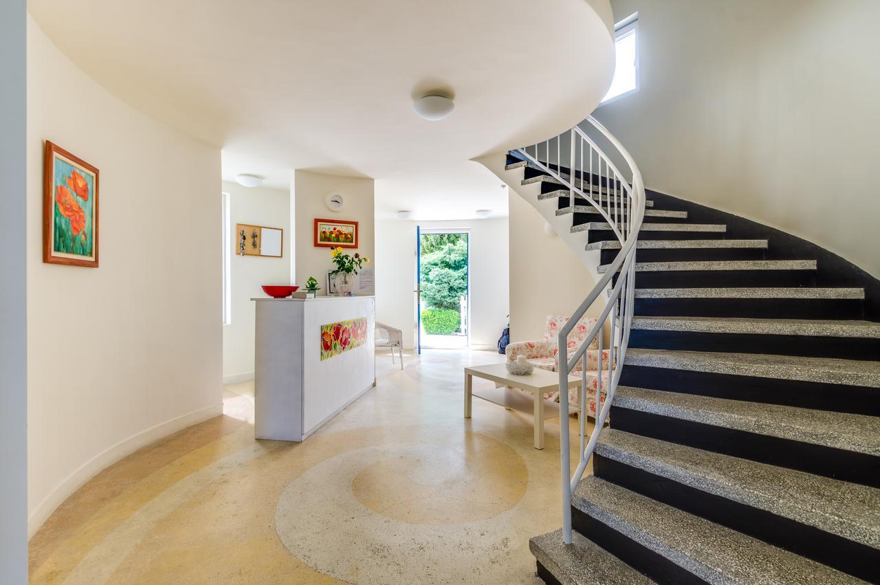 Villa White Dove غولدن ساندز المظهر الخارجي الصورة